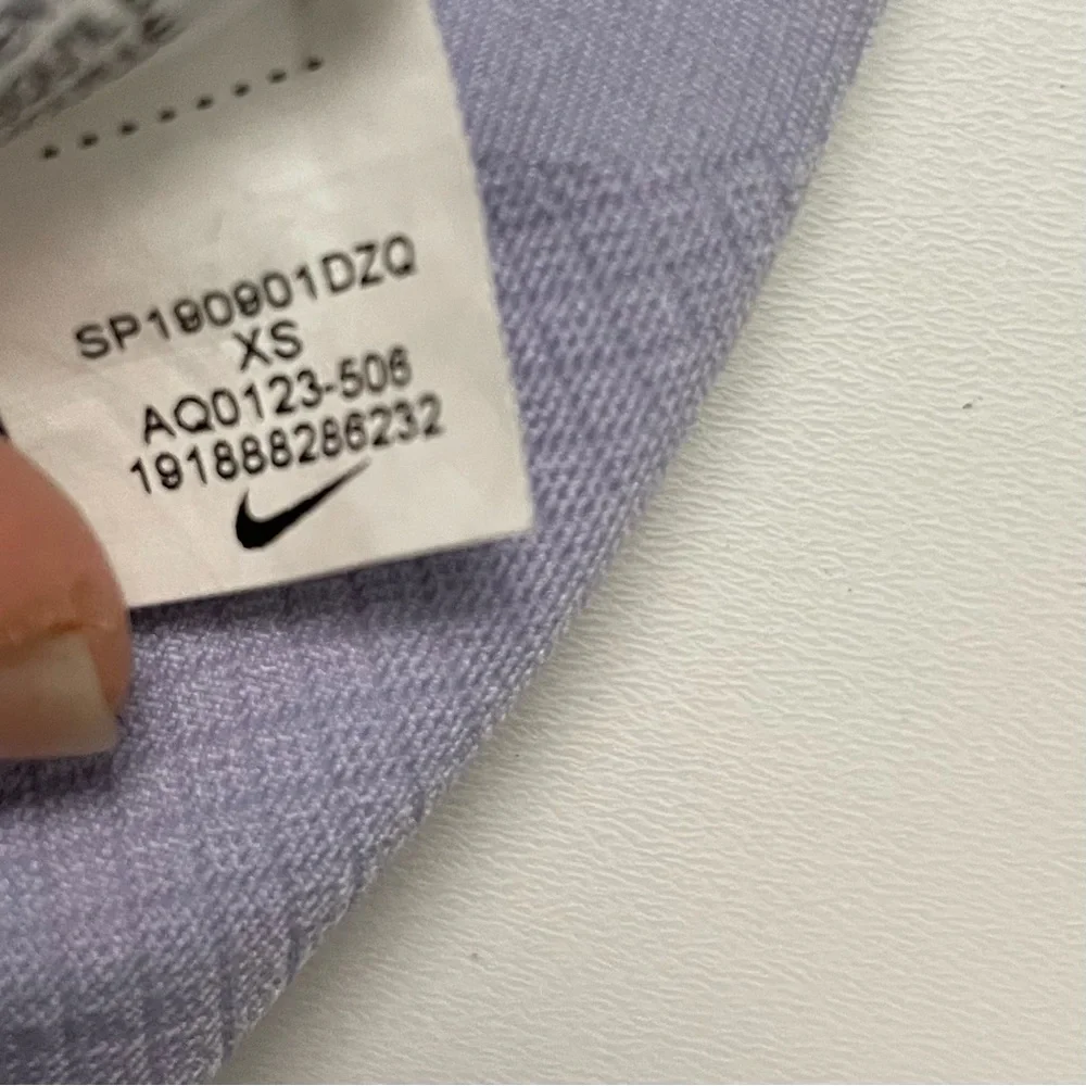 Nike Sports Bra Seamless Light Impact Yoga Pilates Lounge Lavender Purple Dawn